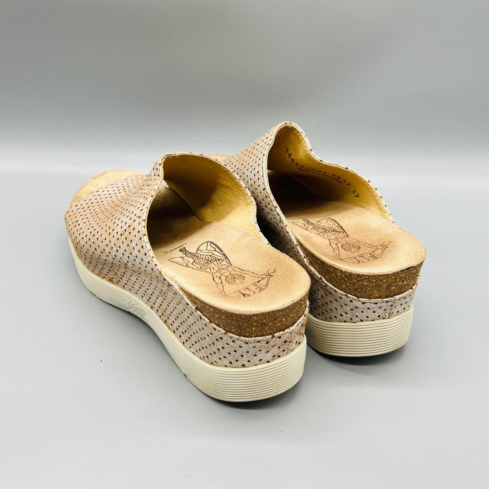 Fly London Sandals Women 6.5 Rose Gold Leather Perforated Platform Slide Shoes - Picture 5 of 10